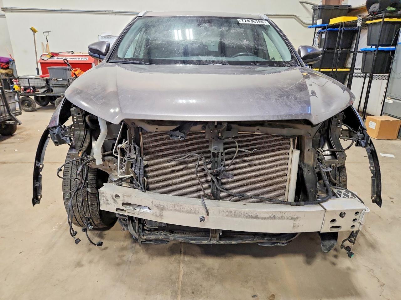 2019 Toyota Highlander Se - Фото 5