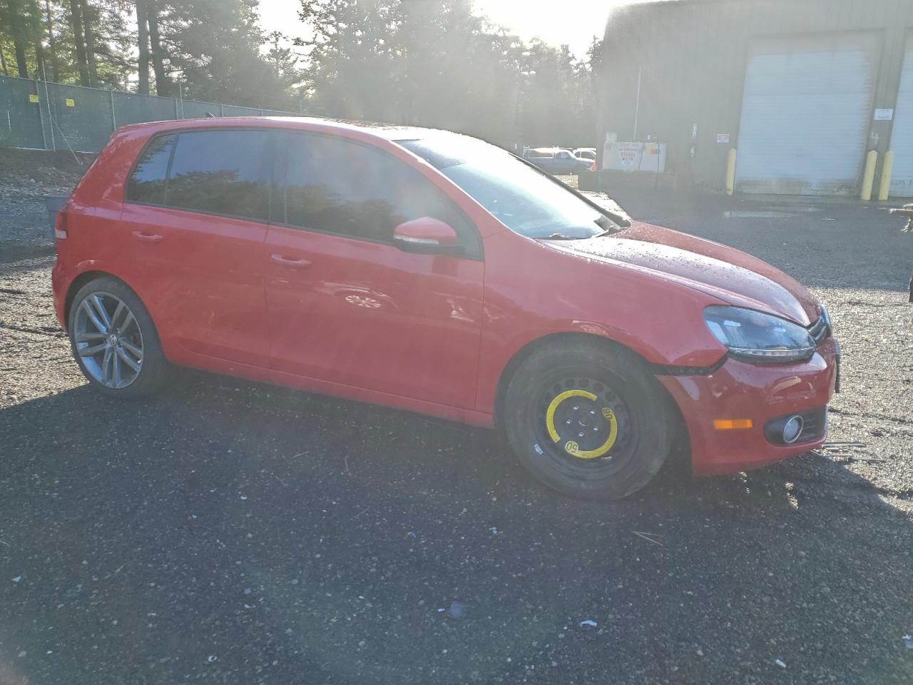 2013 Volkswagen Golf - Image 4