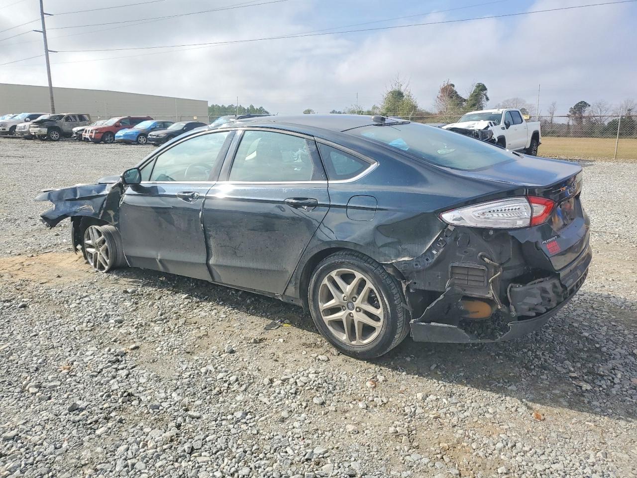 2014 Ford Fusion Se - Фото 2