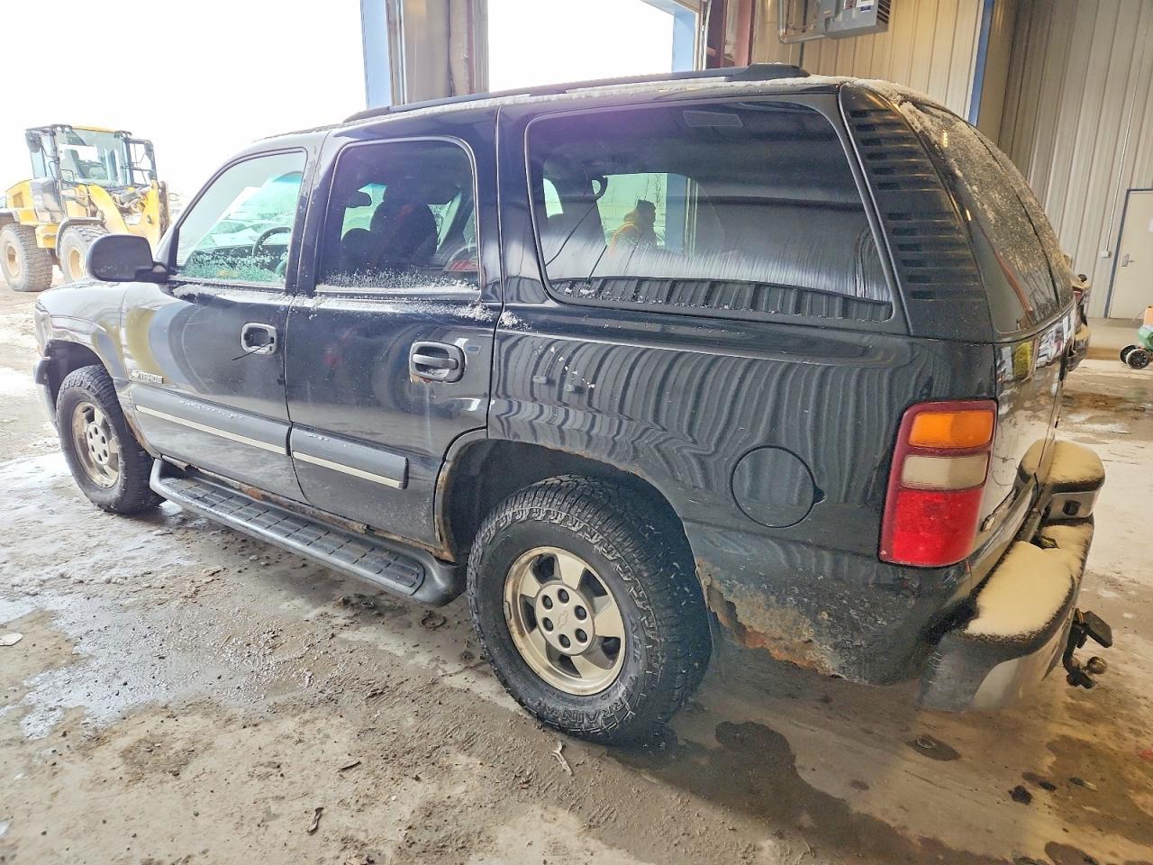 2003 Chevrolet Tahoe - Фото 2