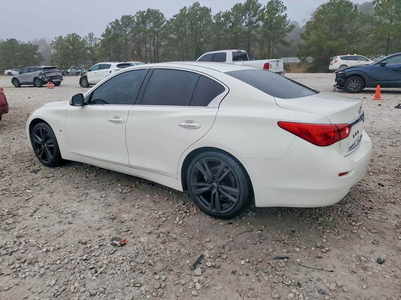2014 Infiniti Q50 Base - Фото 2