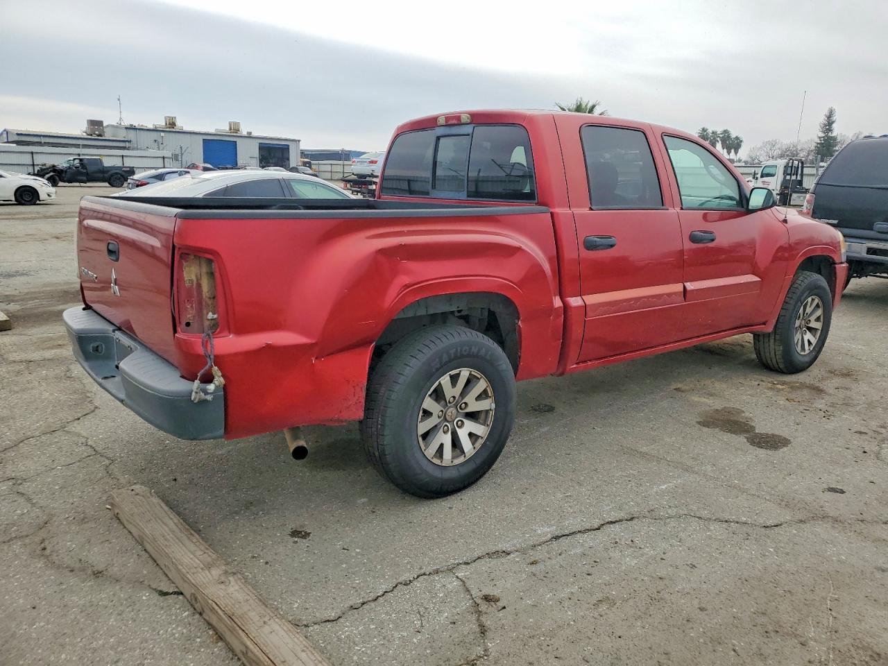 2009 Mitsubishi Raider Ls - Фото 3