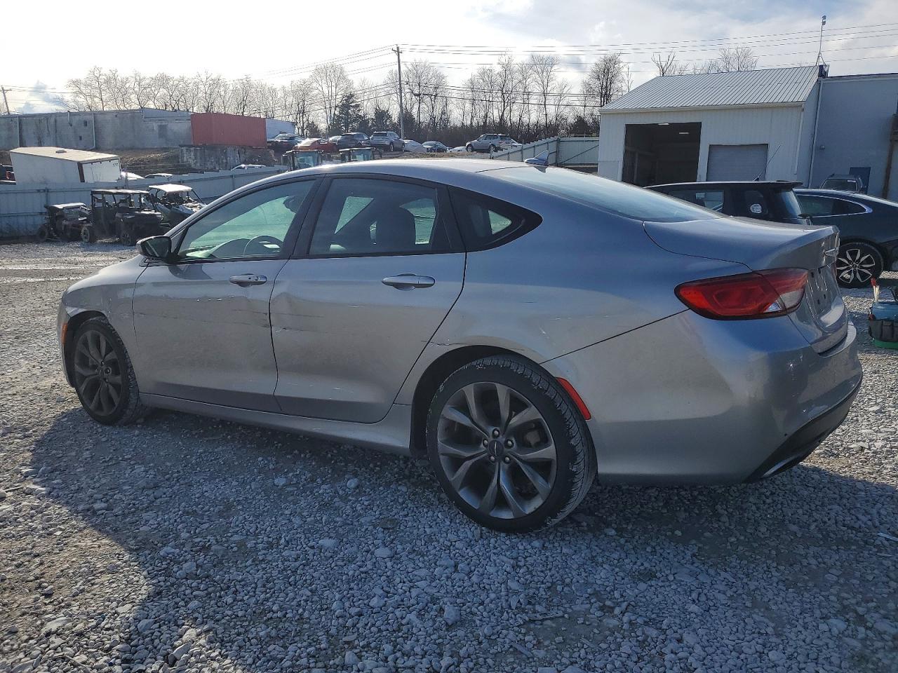 2015 Chrysler 200 S - Image 2