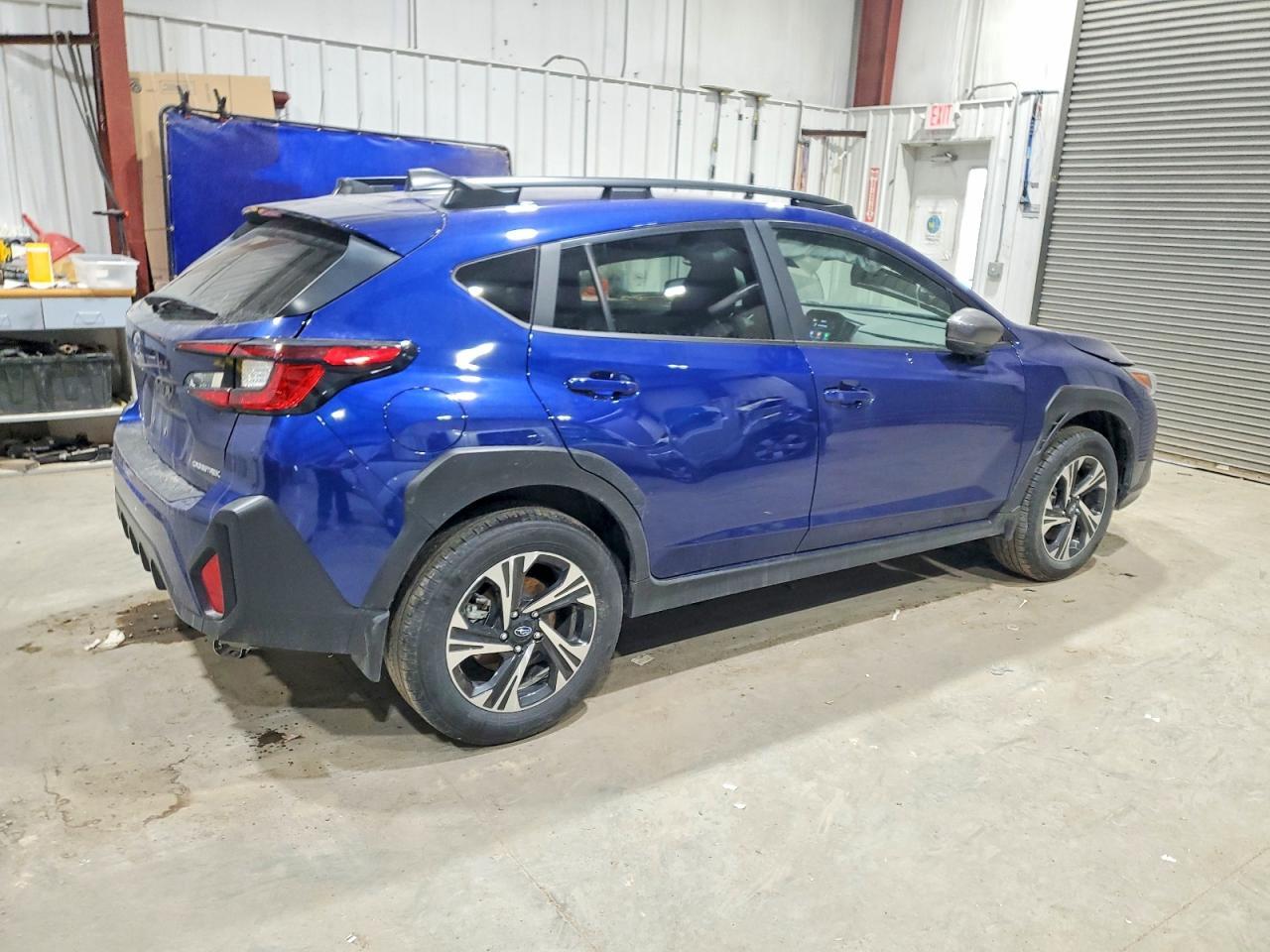 2025 Subaru Crosstrek Premium - Фото 3