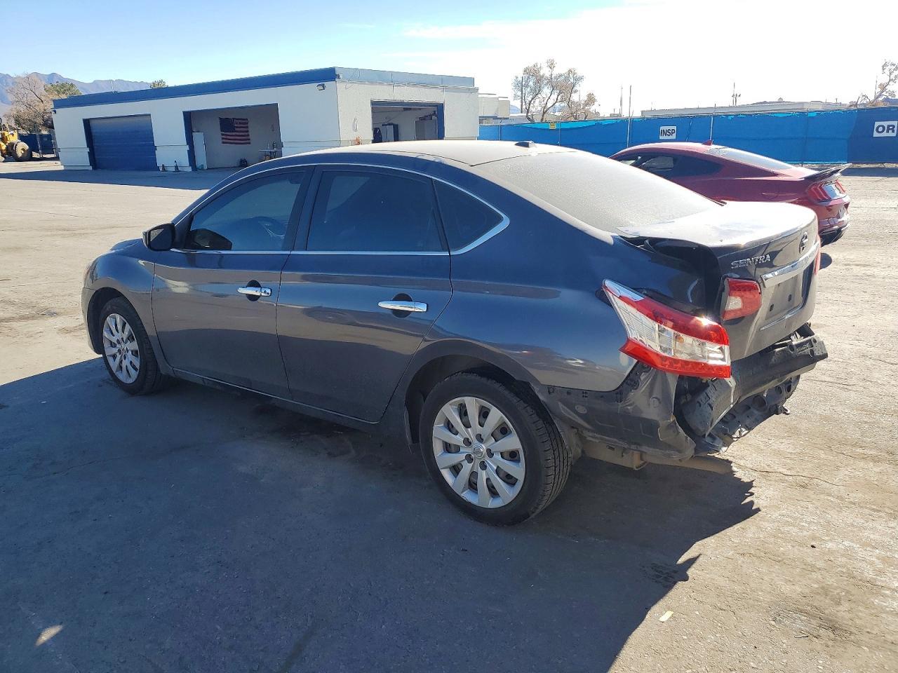 2015 Niss Sentra - Image 2