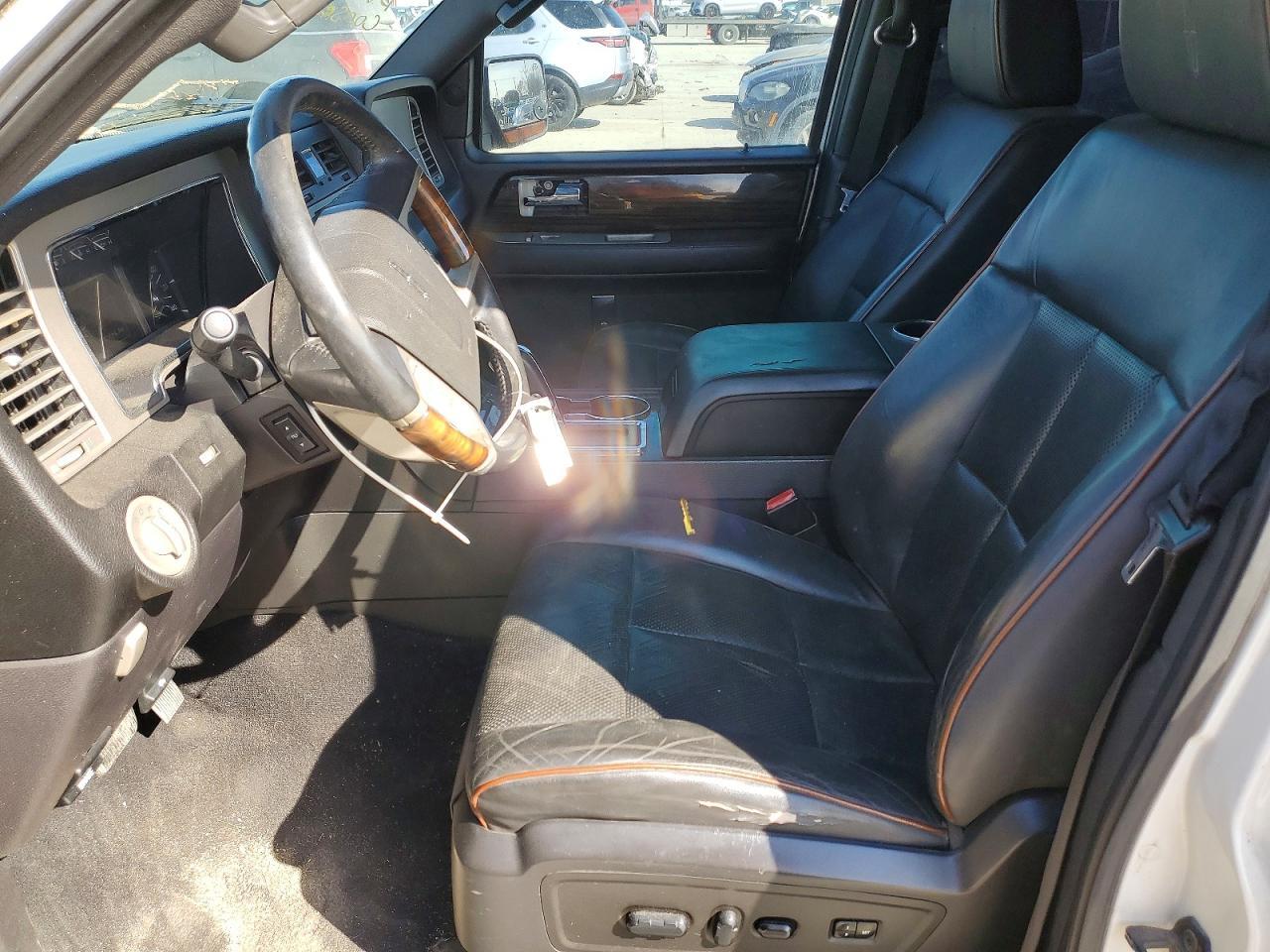 2008 Lincoln Navigator L - Фото 7