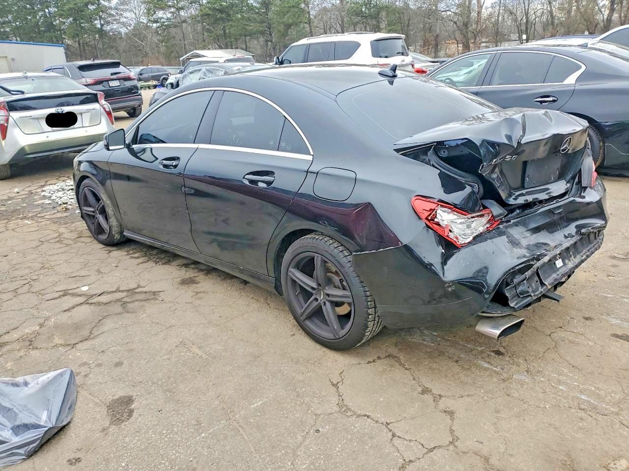 2014 Mercedes-Benz Cla 250 4Matic - Image 2