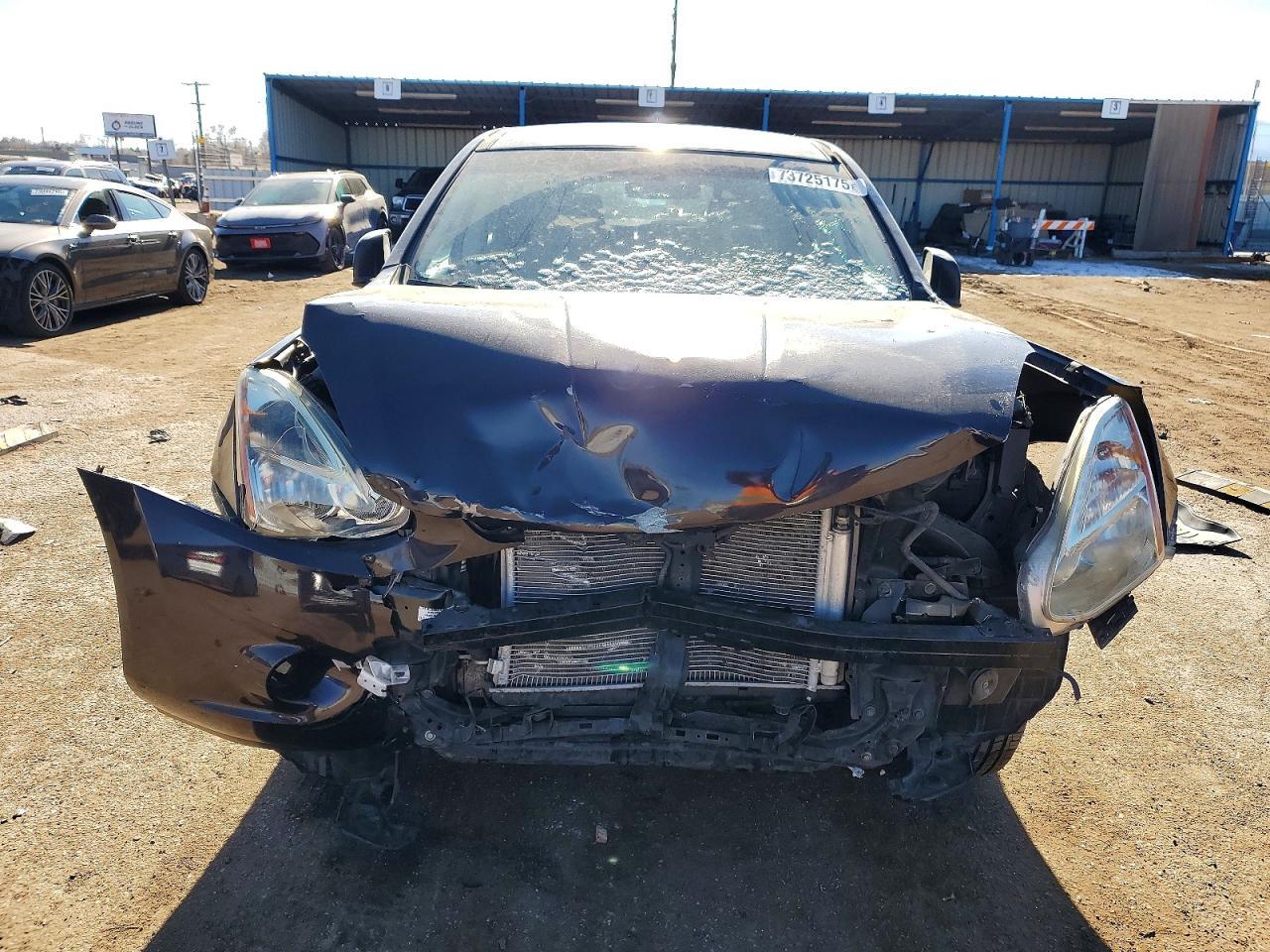 2013 Nissan Rogue - Image 5