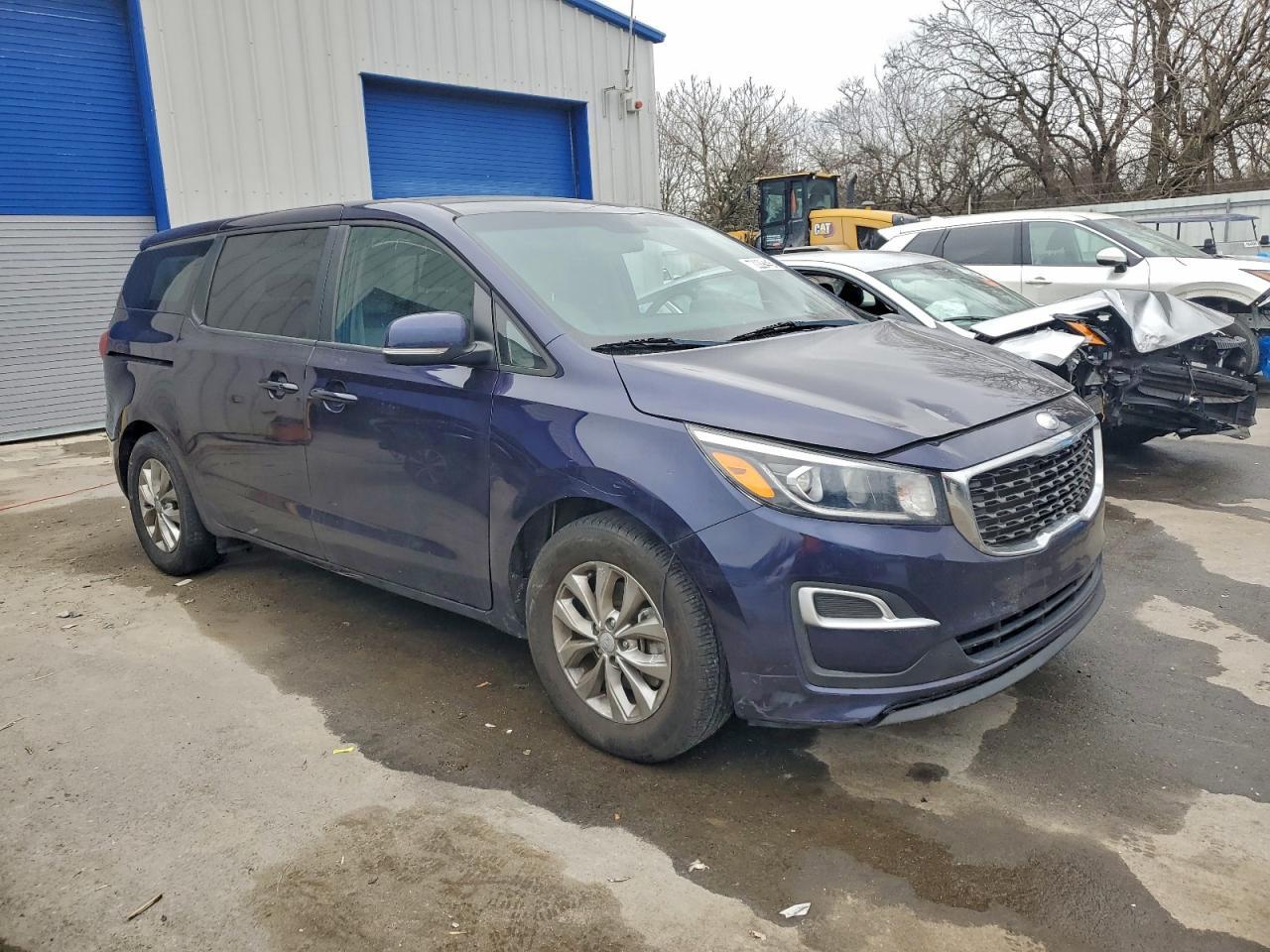 2020 Kia Sedona Lx - Фото 4