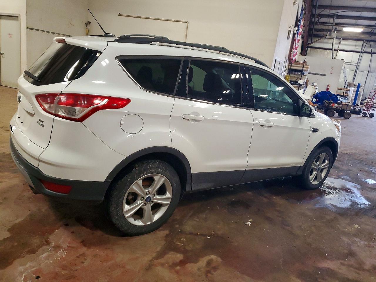 2016 Ford Escape Se - Image 3