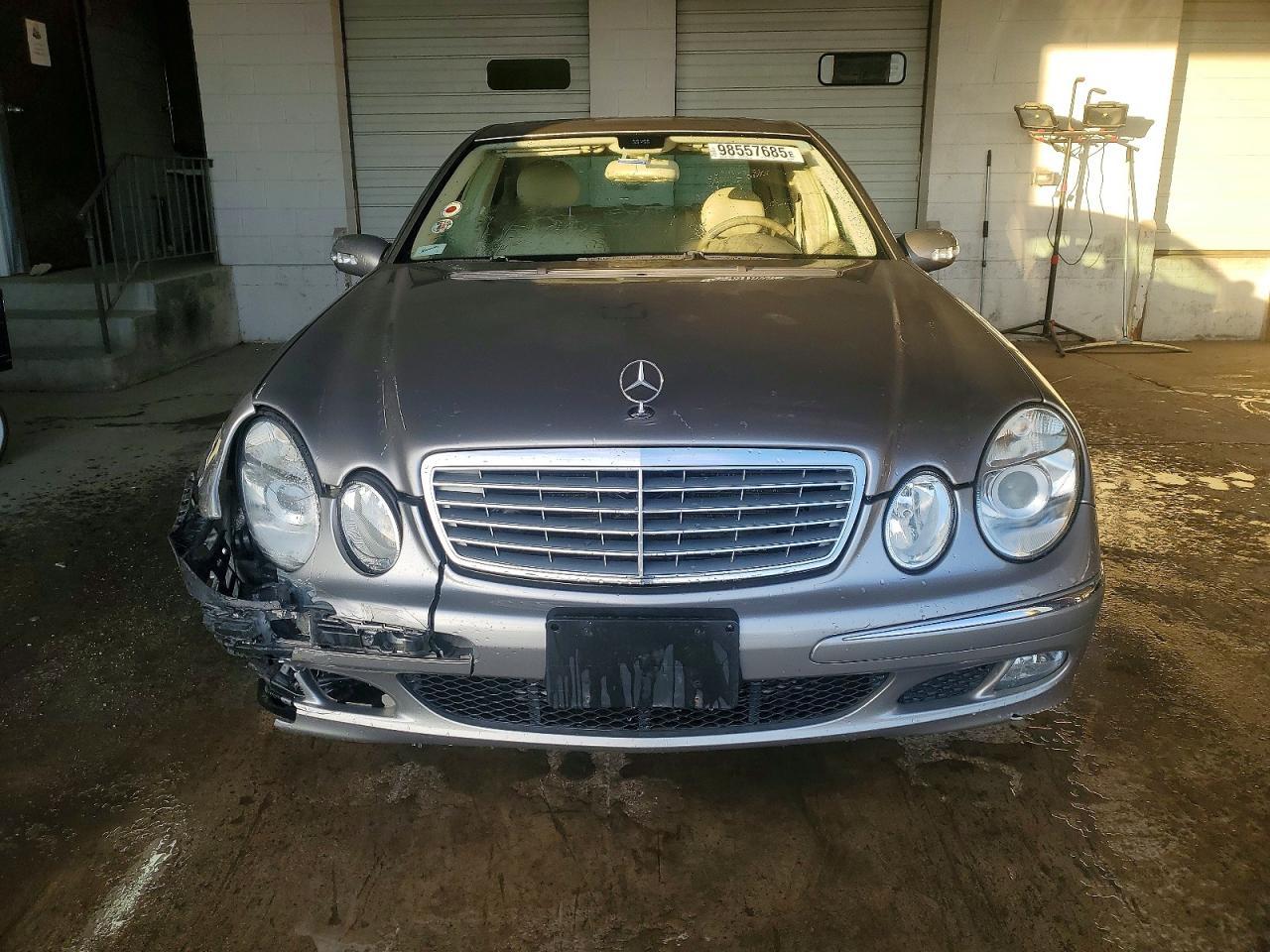 2006 Mercedes-Benz E 350 4Matic - Image 5