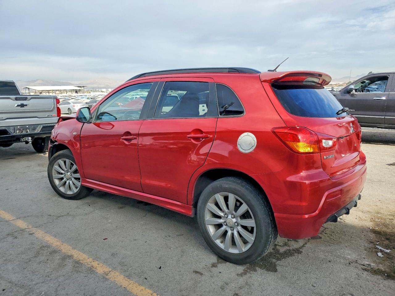 2011 Mitsubishi Outlander Sport Se - Фото 2