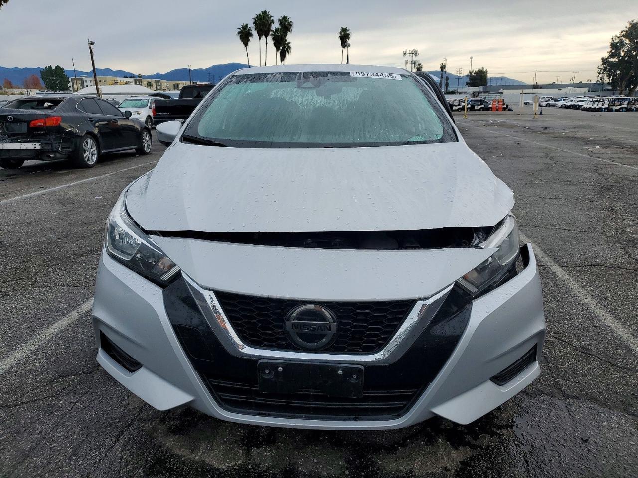 2021 Nissan Versa Sv - Image 5