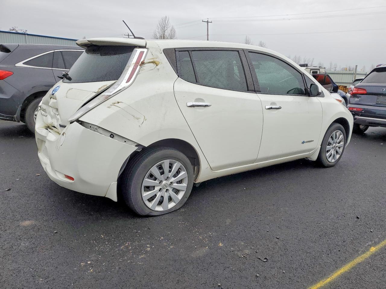 2017 Nissan Leaf S - Фото 3