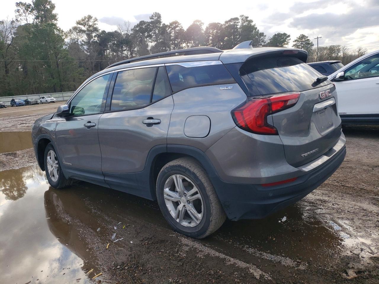 2020 GMC Terrain Sle - Image 2