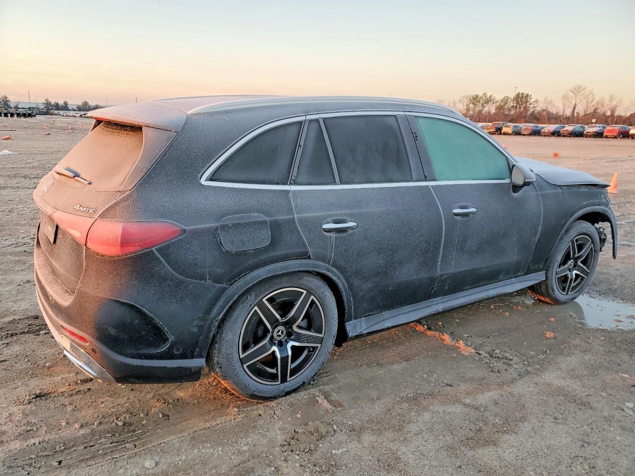 2026 Mercedes-Benz Glc 350E - Фото 3