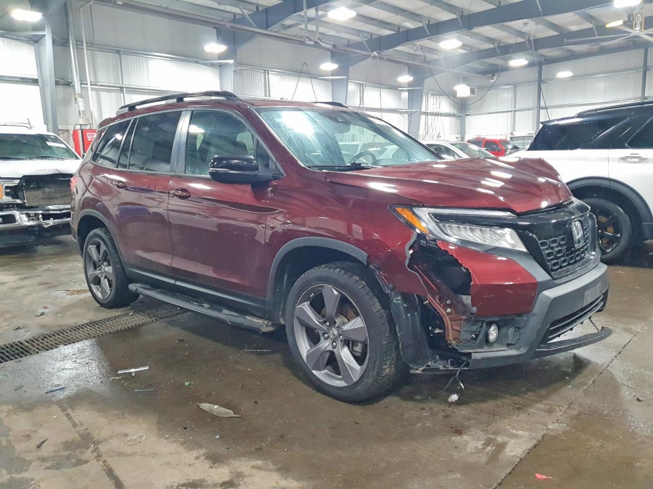 2021 Honda Passport Touring - Image 4