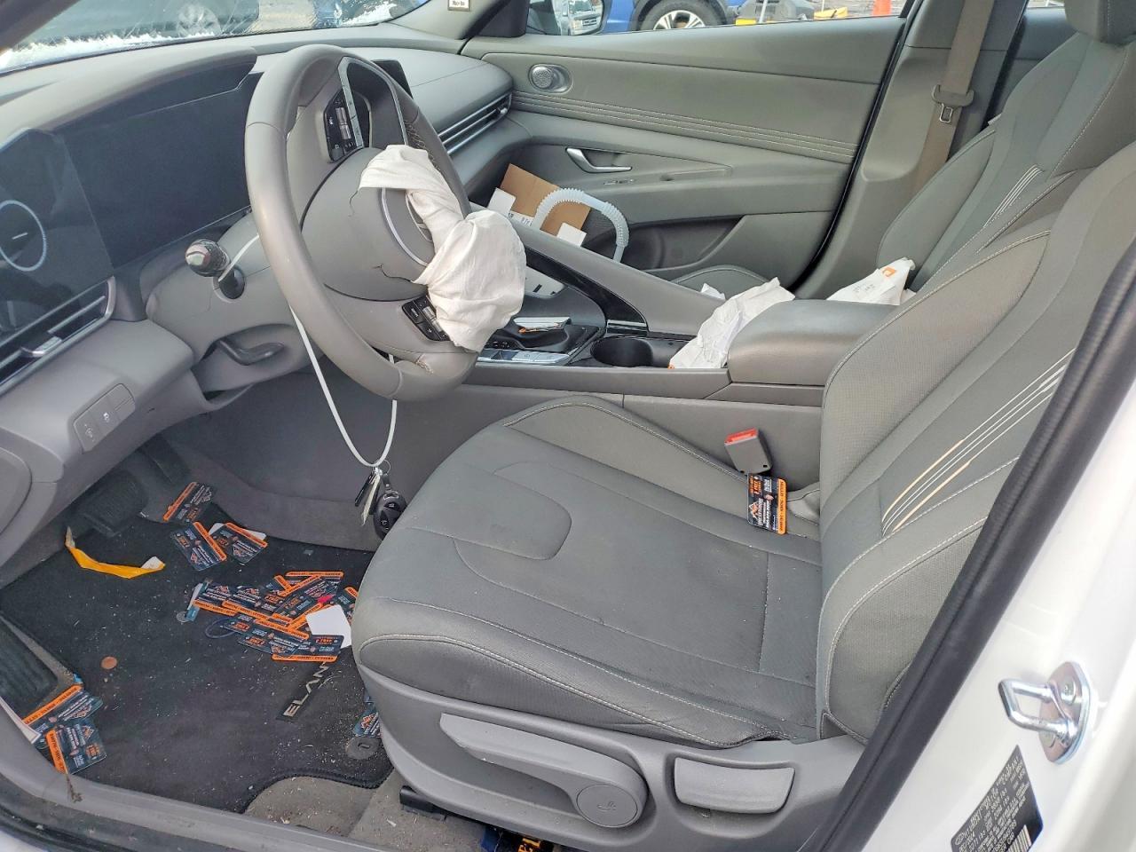 2025 Hyundai Elantra Sel - Фото 7