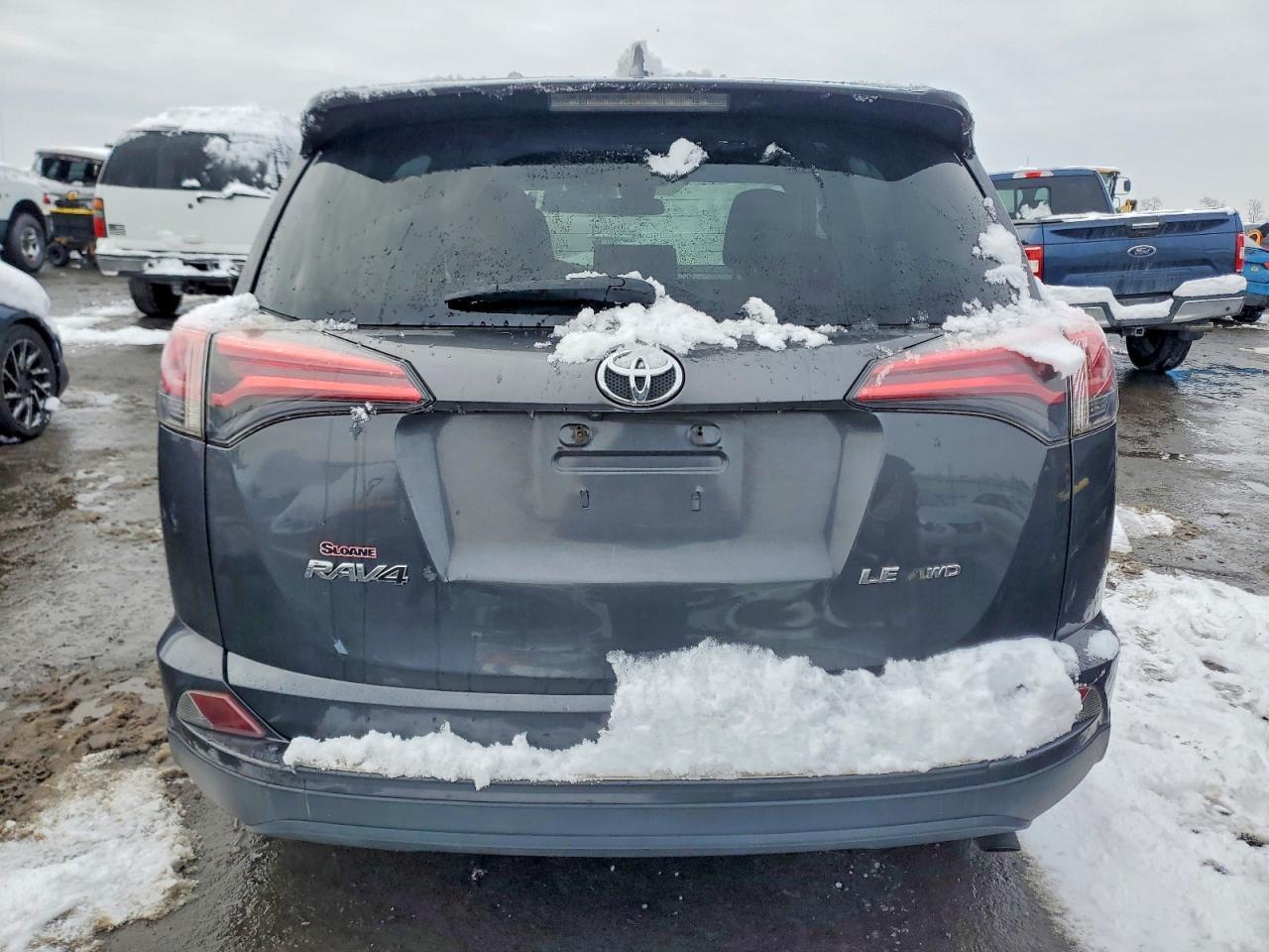 2018 Toyota Rav4 Le - Фото 6