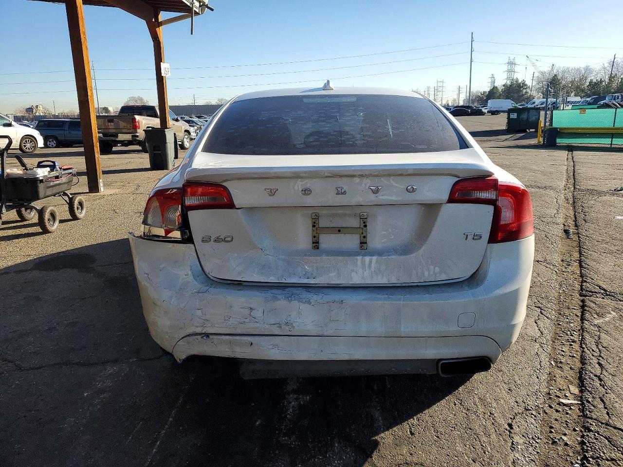 2015 Volvo S60 Premier - Фото 6