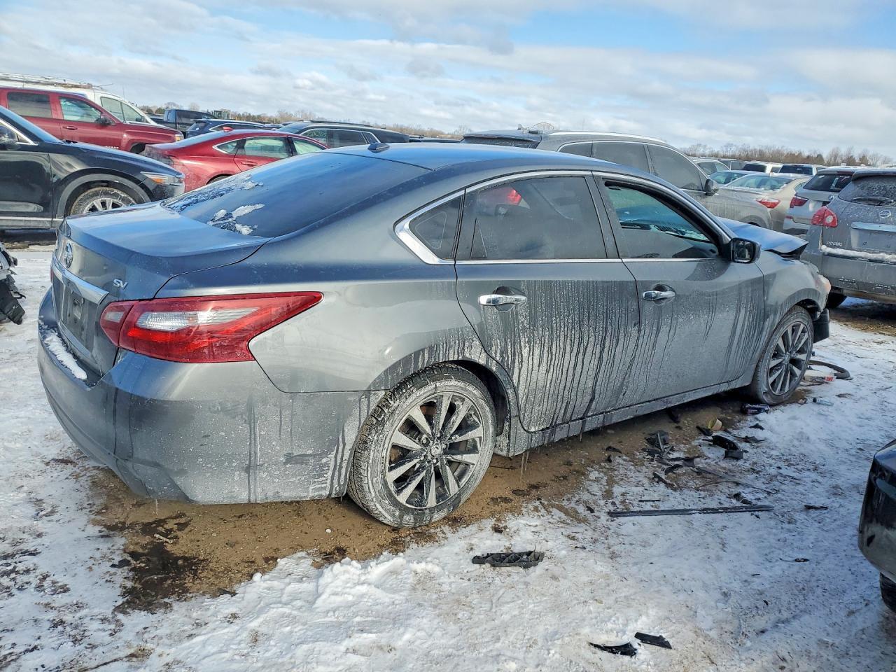 2018 Nissan Altima 2.5 - Image 3