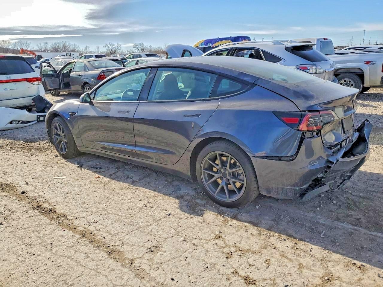 2023 Tesla Model 3 - Image 2