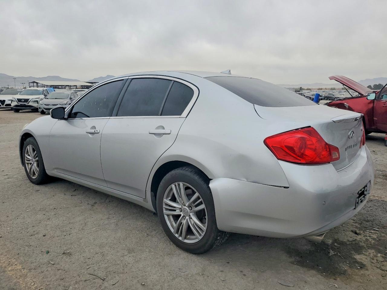 2013 Infiniti G37 - Фото 2