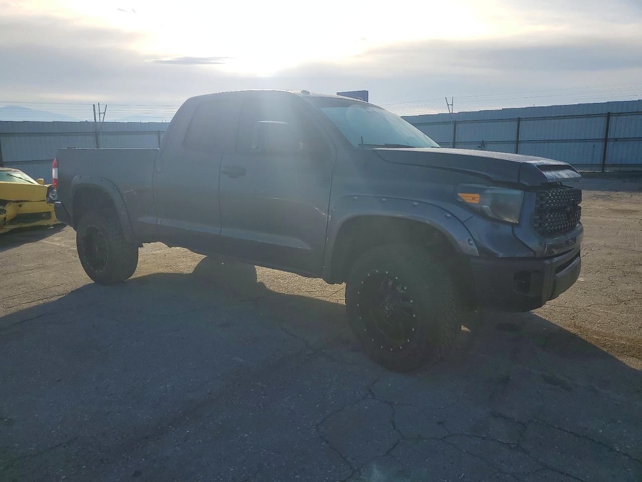 2019 Toyota Tundra Double Cab Sr - Фото 4