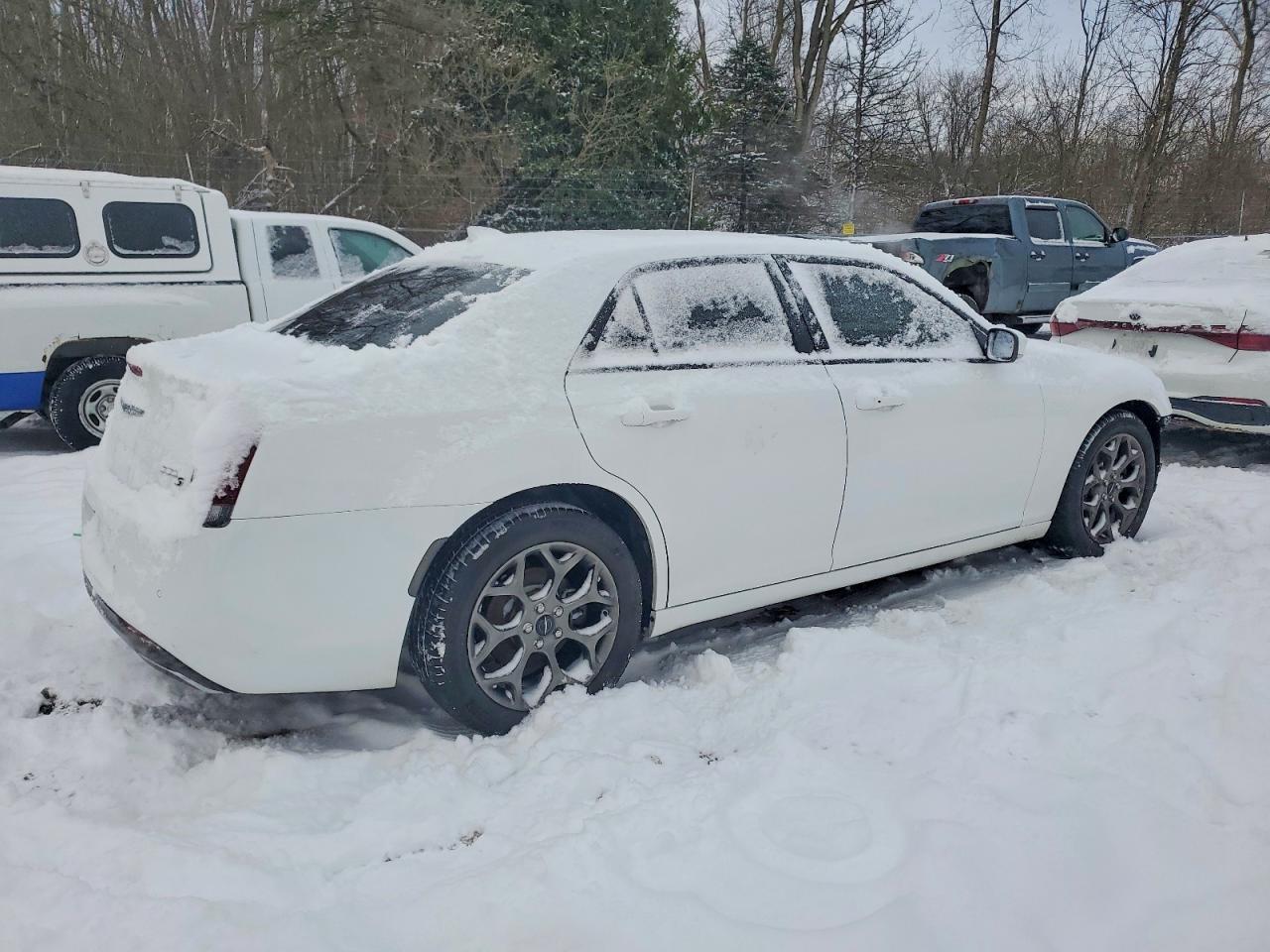 2015 Chrysler 300 S - Фото 3