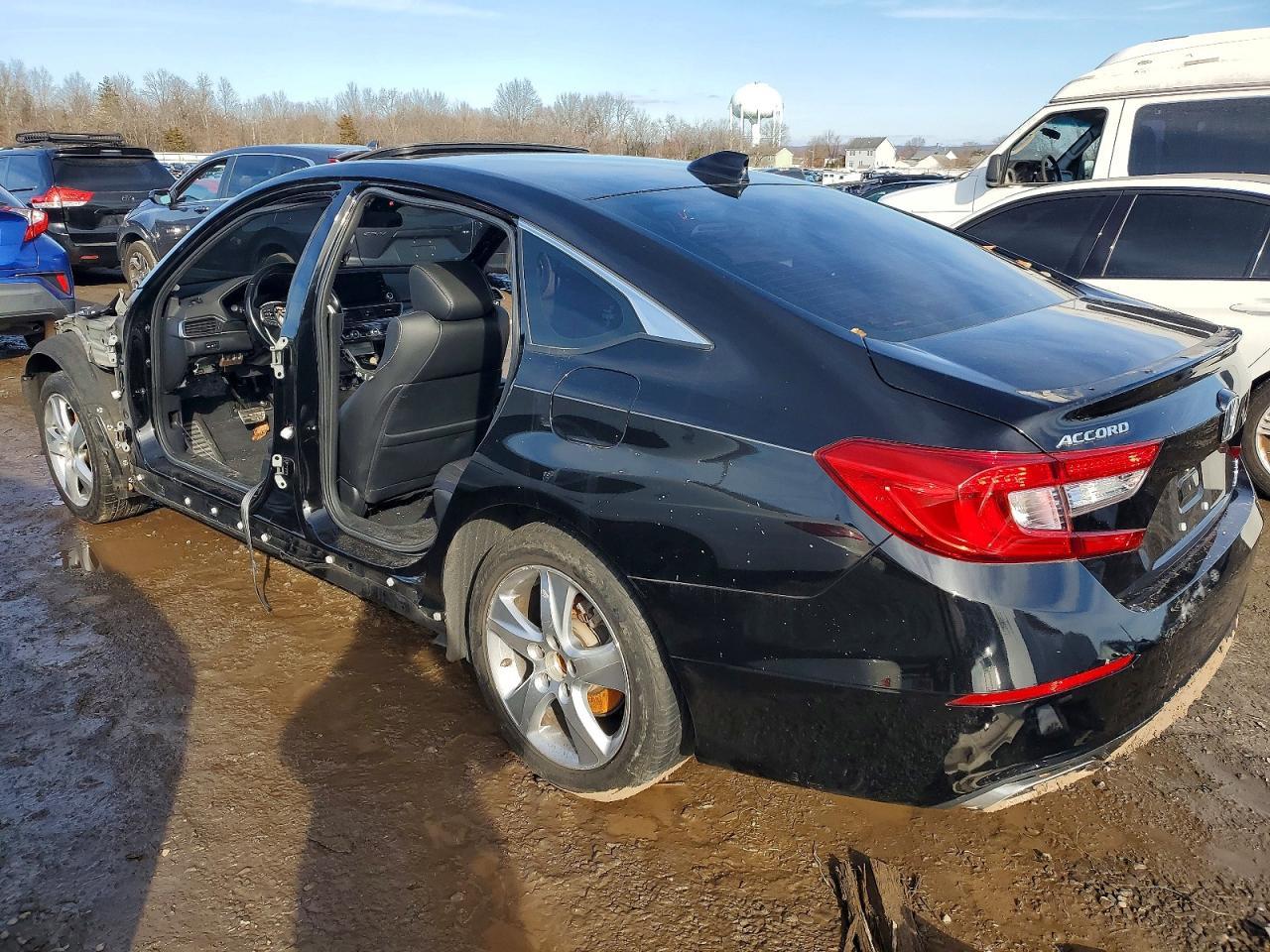 2021 Honda Accord Sport - Image 2