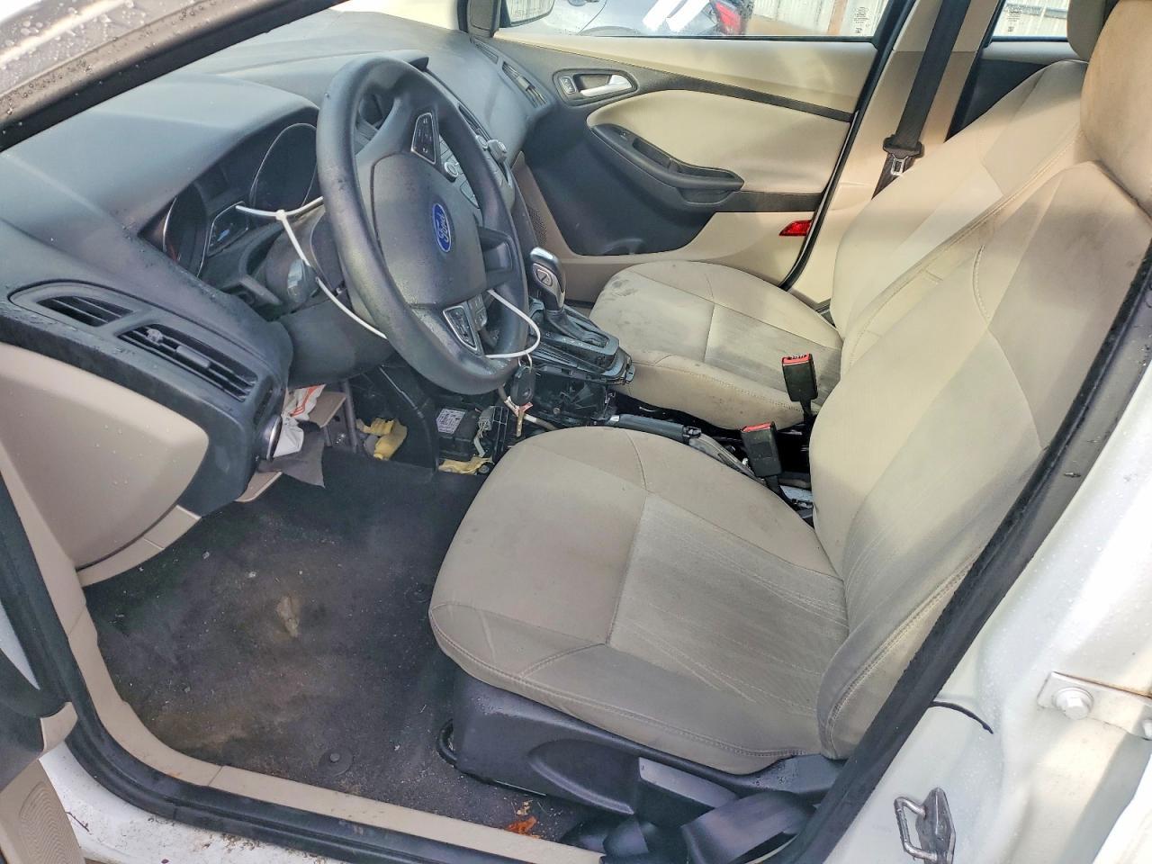 2016 Ford Focus Se - Фото 7