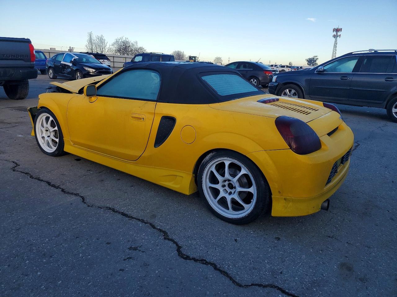 2000 Toyota Mr2 Spyder - Image 2