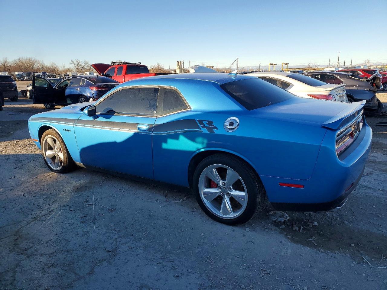 2015 Dodge Challenger Sxt Plus - Фото 2