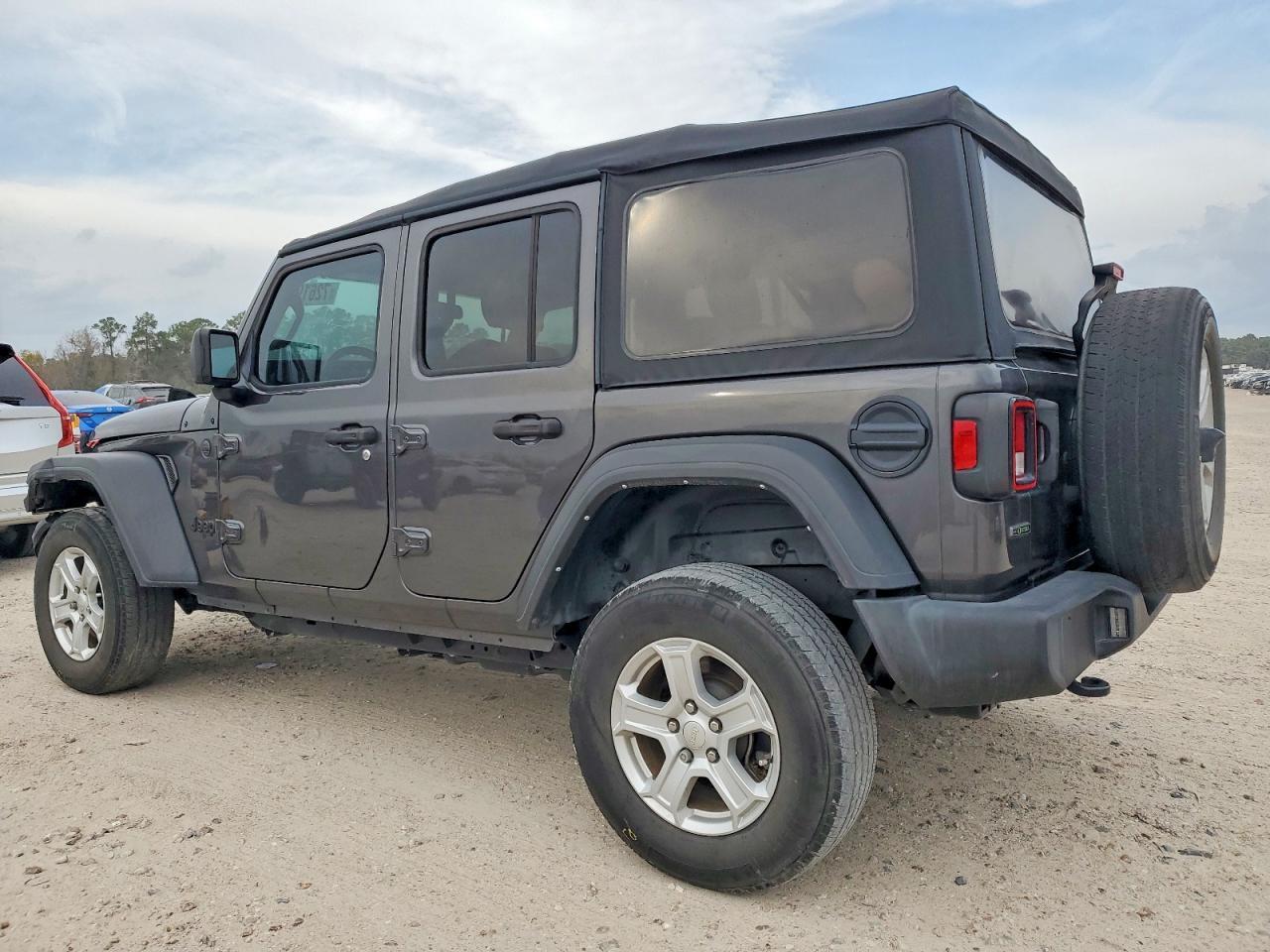 2022 Jeep Wrangler Unlimited Sport - Image 2