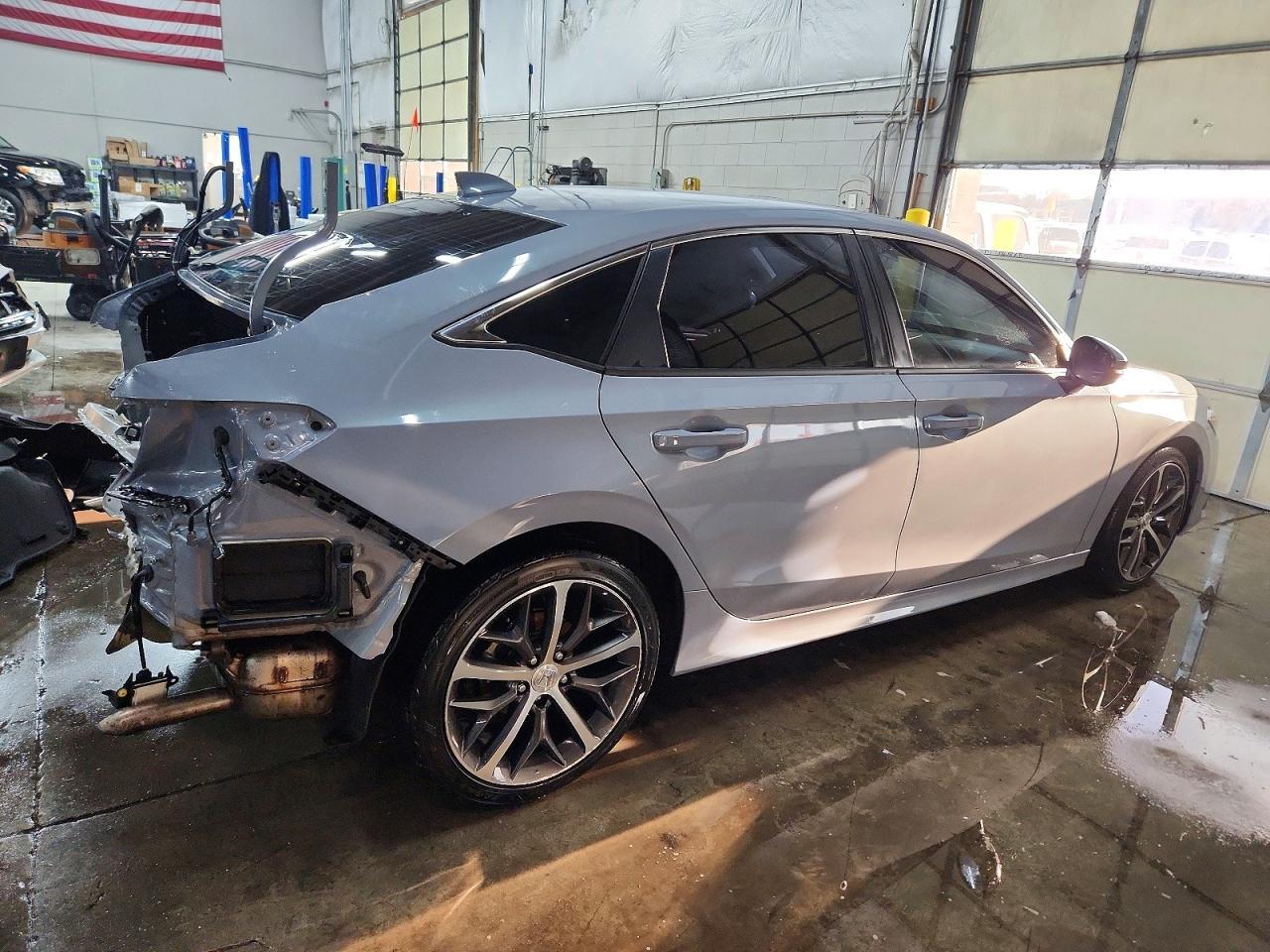 2024 Honda Civic Touring - Image 3