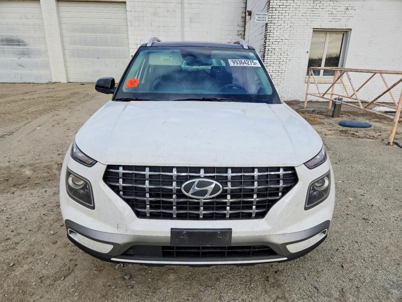 2023 Hyundai Venue Sel - Image 5