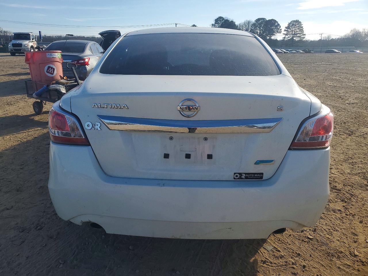 2014 Nissan Altima 2.5 - Фото 6