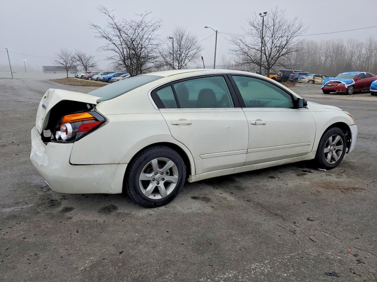 2010 Nissan Altima Base - Фото 3