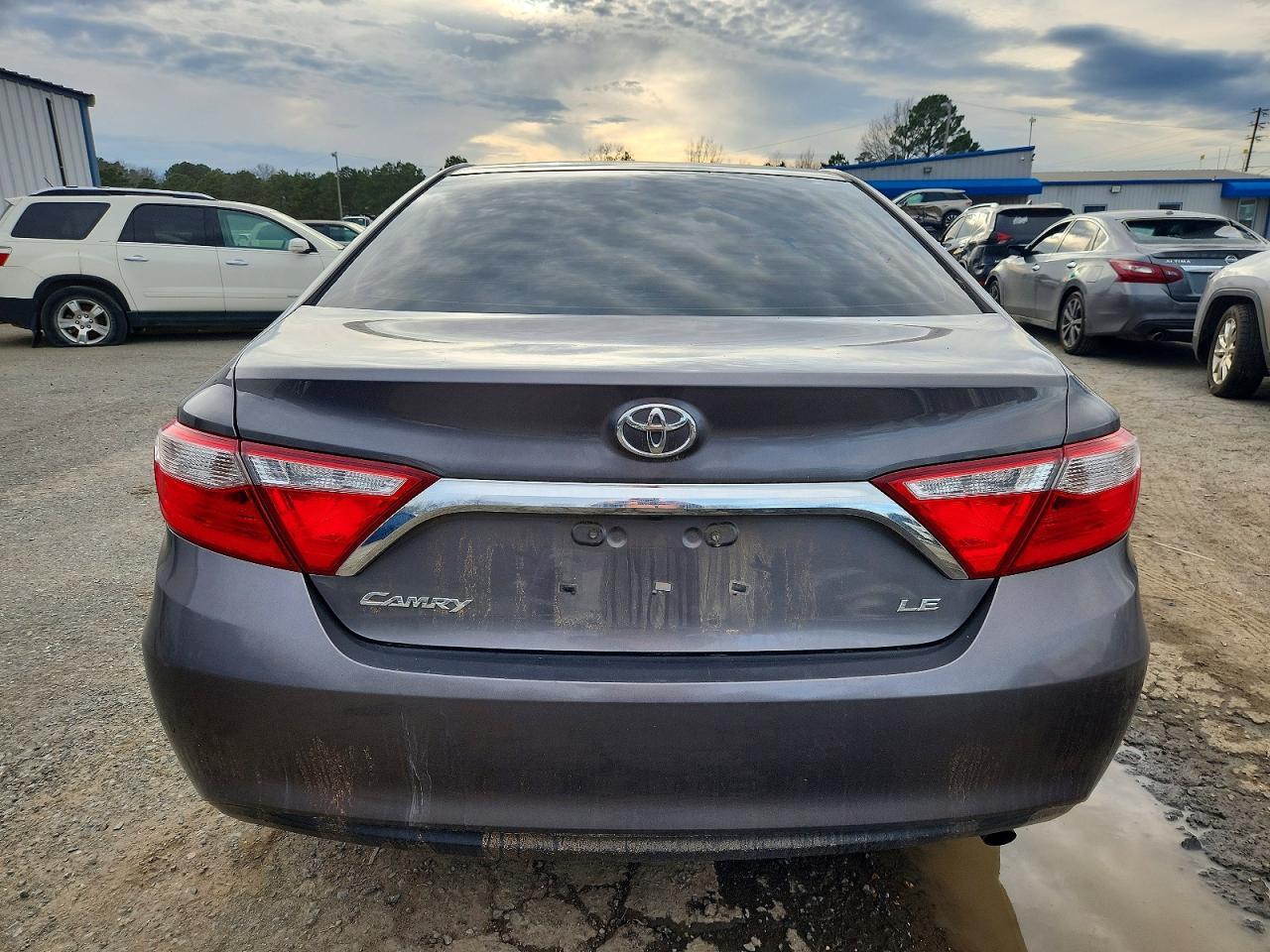 2016 Toyota Camry Le - Image 6