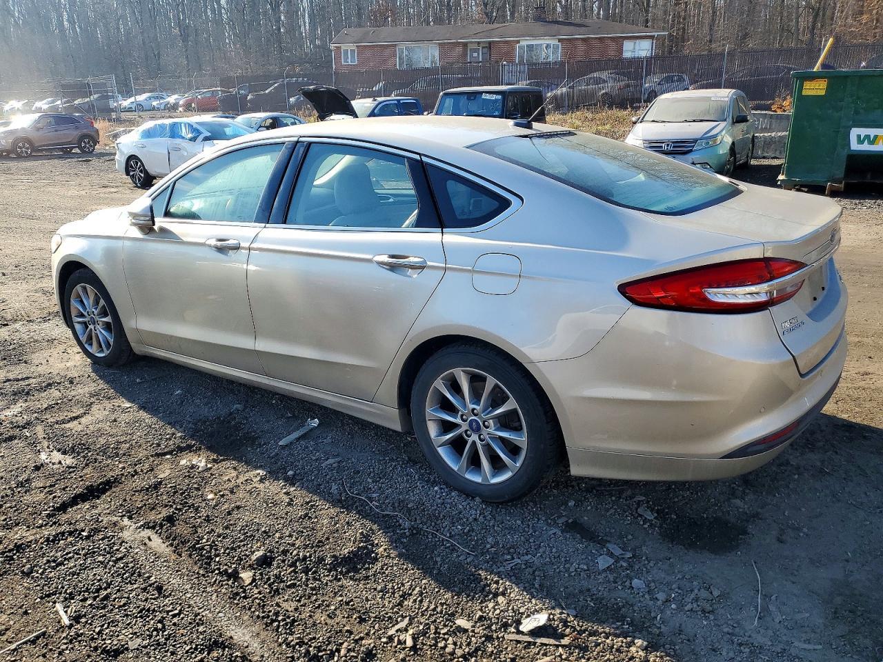 2017 Ford Fusion Se - Image 2