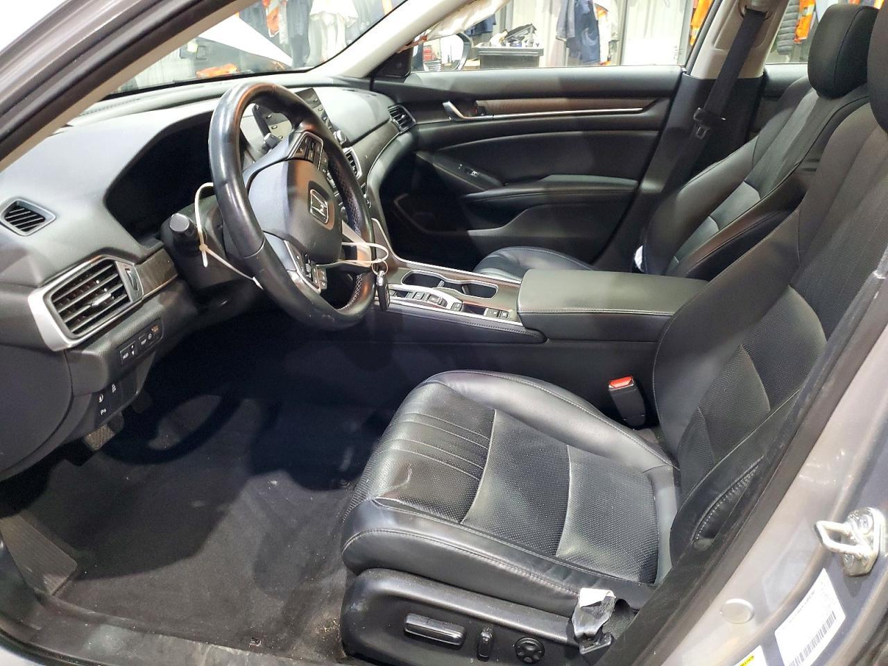 2018 Honda Accord Touring - Image 7