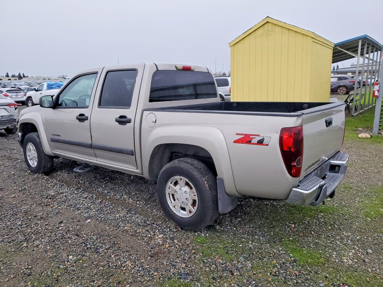 2004 Chevrolet Colorado - Фото 2