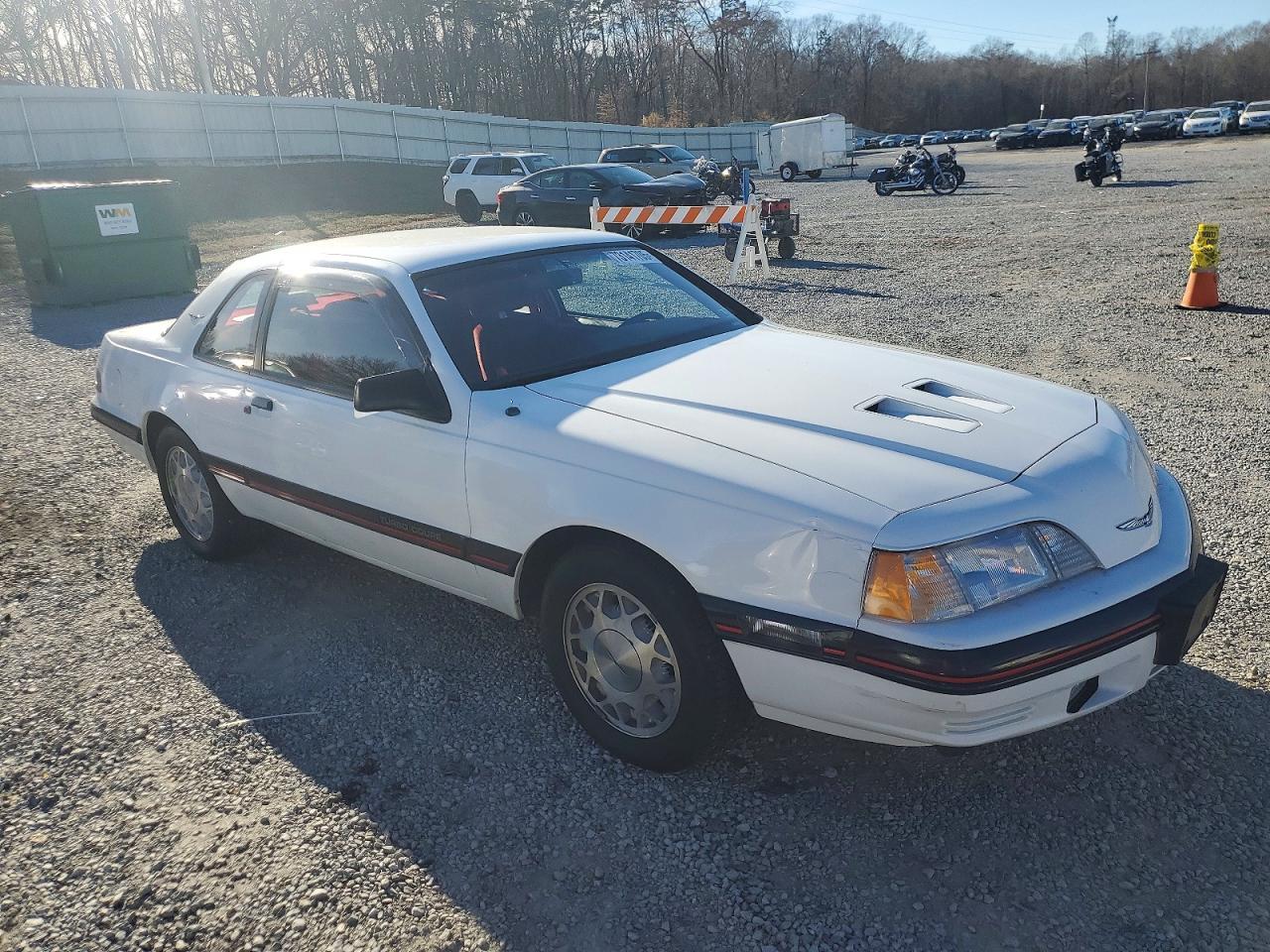 1988 Ford Thunderbird - Image 4