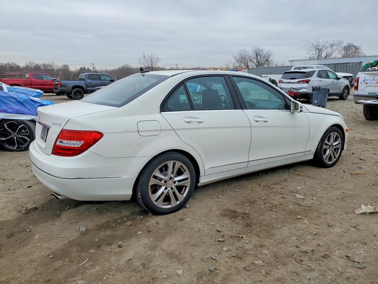 2012 Mercedes-Benz C 300 4Matic - Фото 3
