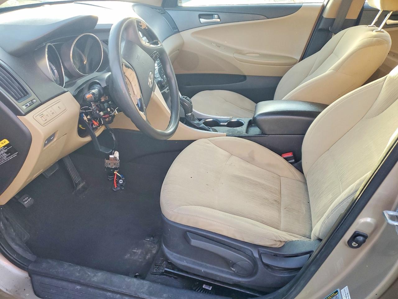 2012 Hyundai Sonata Gls - Image 7