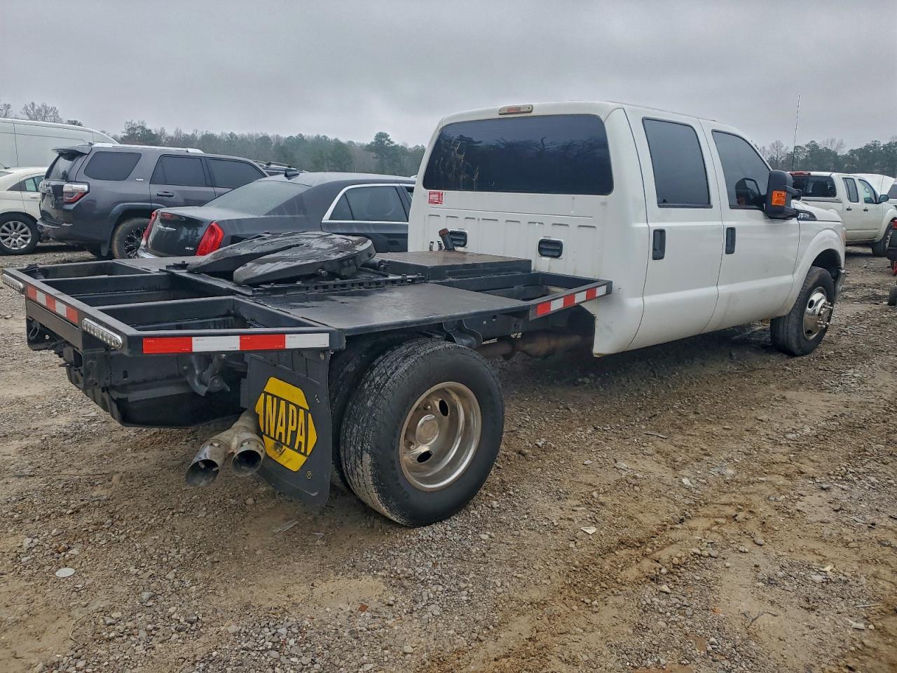 2014 Ford F350 Super Duty - Фото 3