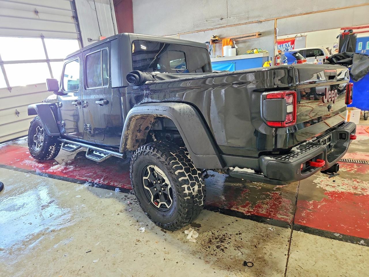 2020 Jeep Gladiator Rubicon - Фото 2