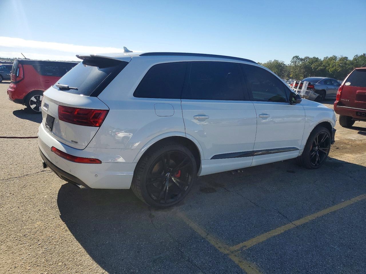 2019 Audi Q7 Prestige - Image 3