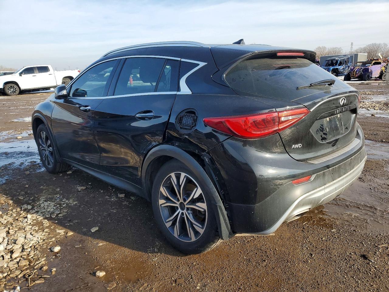 2017 Infiniti Qx30 - Фото 2