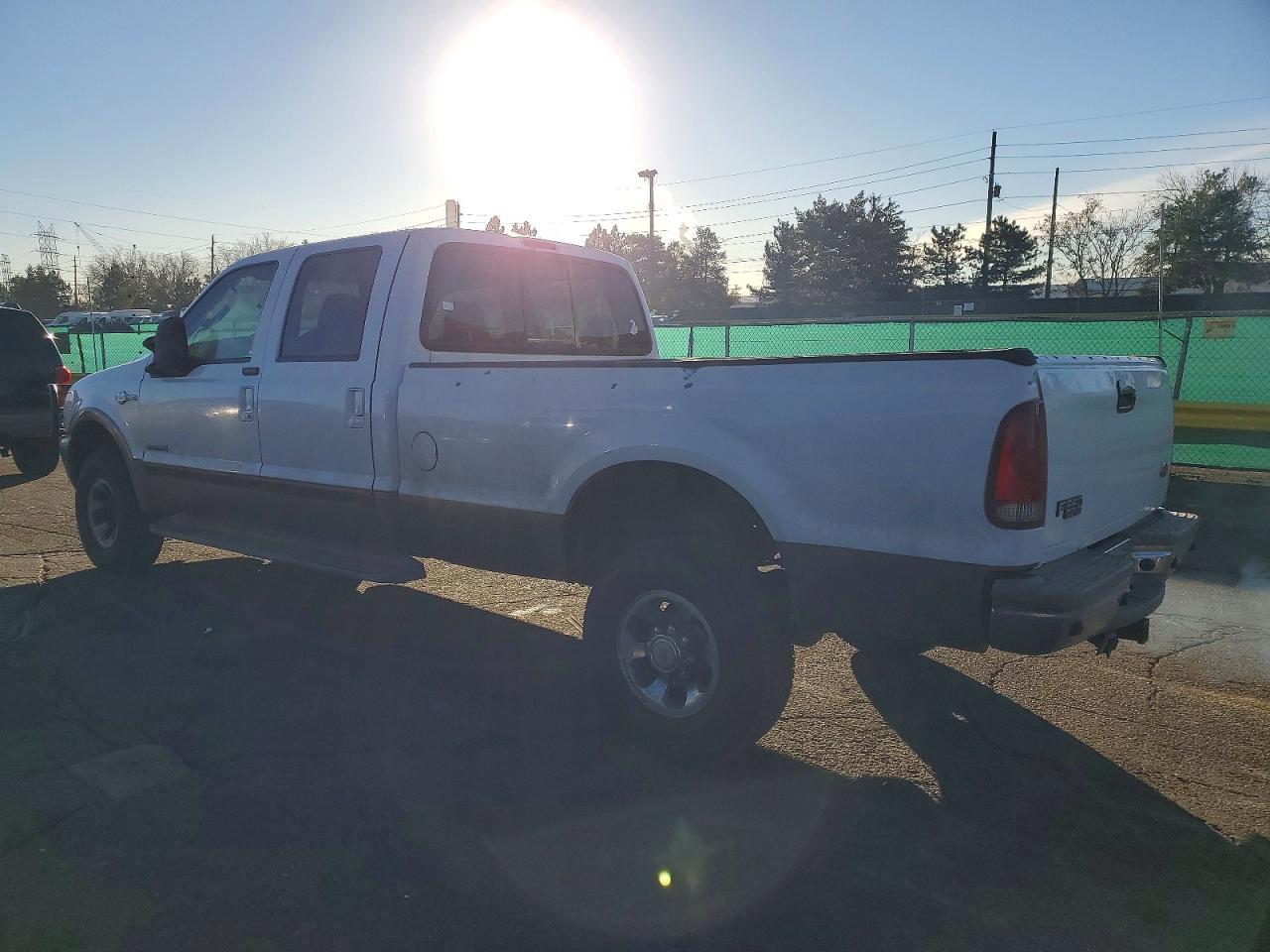 2004 Ford F350 Srw Super Duty - Image 2